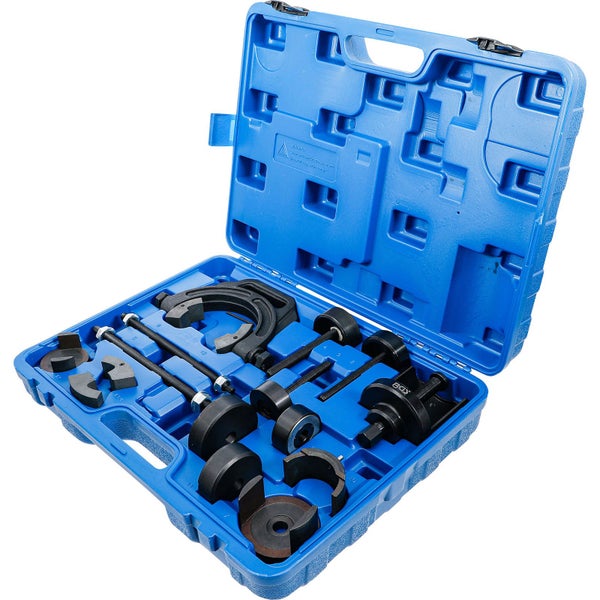 Werkzeugsatz im blauen Koffer