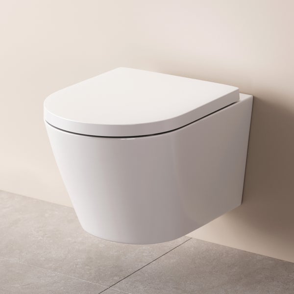 Wandhänge-WC aus Sanitärkeramik mit passendem WC-Sitz