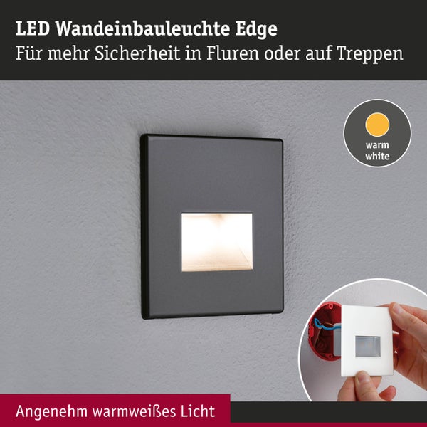 Quadratische LED-Wandeinbauleuchte Edge in Schwarz mit warmweißem Licht für Flure und Treppen, inklusive Montagebeispiel.