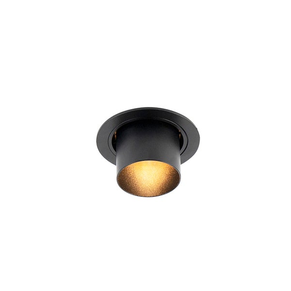Moderner schwarzer Einbaustrahler mit warmweißem Licht.