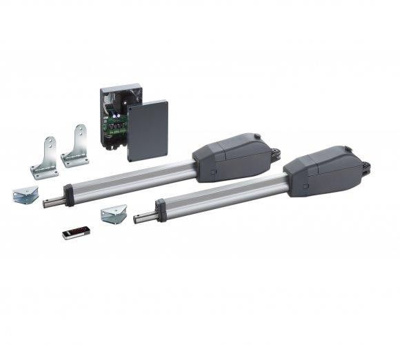 Elektrischer Drehtorantrieb Set mit zwei Motoren, Steuerungseinheit, Montagehalterungen und Handsender für zweiflügelige Einfahrtstore.