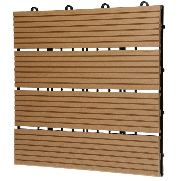 Quadratische, braune Terrassenfliese aus Holz-Kunststoff-Verbundwerkstoff mit Klicksystem und geriffelter Oberfläche.