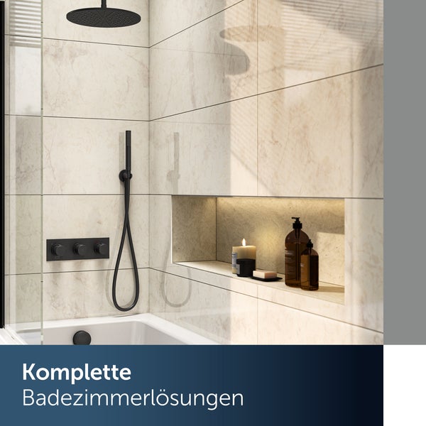 Komplettbadezimmer mit Dusche, Badewanne, Armaturen und Ablage