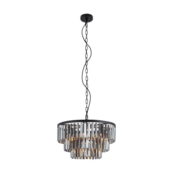 Pendelleuchte mit mehrstufigem Kristallbehang und schwarzem Metallrahmen an einer Kette.