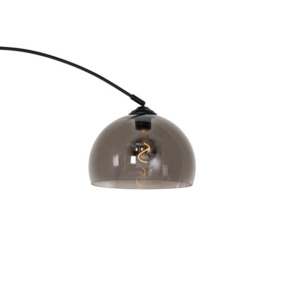 Hängelampe mit grauem Glasschirm und sichtbarer Glühbirne