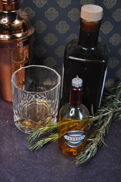 Bourbonflasche 8cm, Glasornament, 1 Stck., Weihnachtsbaumkugeln, Christbaumschmuck, Weihnachtsbaumanhänger