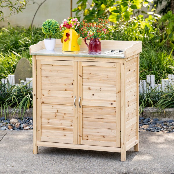 Gartenschrank aus Holz mit Arbeitsfläche und zwei Türen