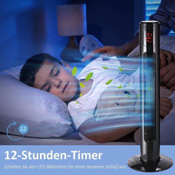 Turmventilator mit 12-Stunden-Timer und abschaltbarem Bildschirm in einem Schlafzimmer neben einem schlafenden Kind.