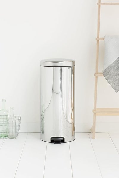 Brabantia Klassischer Tretmülleimer Mit Soft Verschluss 30 Liter HxBxT 67,9 x 29,3 x 38 cm Metall Edelstahl