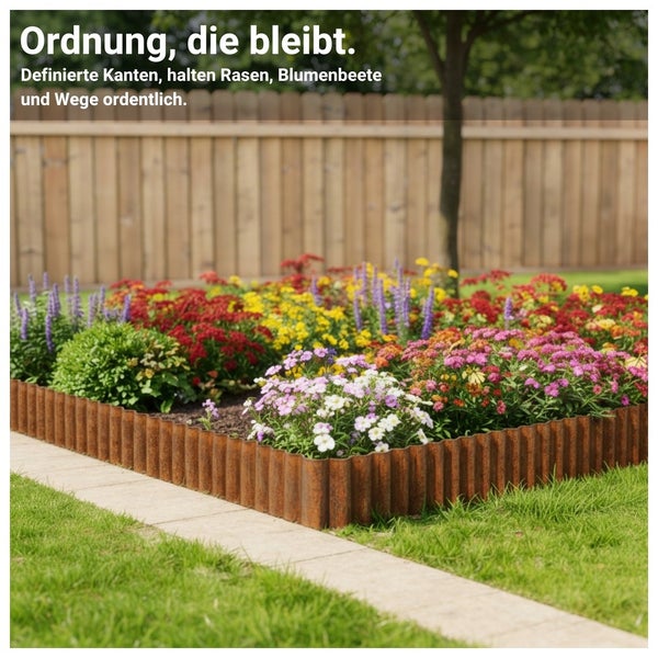 Beetbegrenzung aus gewelltem Metall in Corten-Stahl-Optik um ein buntes Blumenbeet im Garten neben einem Weg.