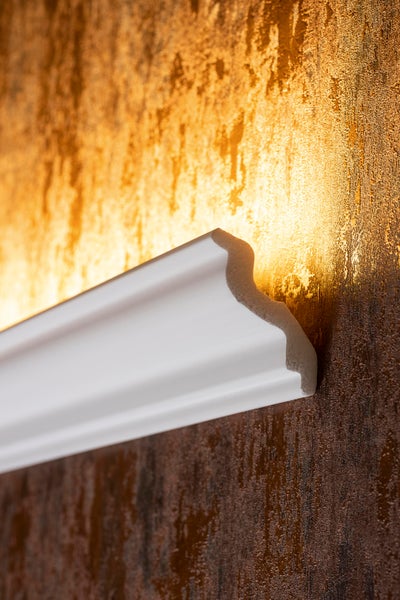 Zierleiste M 100 (70 x 70 mm), Länge 2m, LED fähig