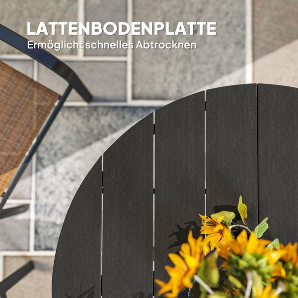 Lattenbodenplatte eines Gartentischs aus dunklem Material, die schnelles Abtrocknen durch Zwischenräume ermöglicht.