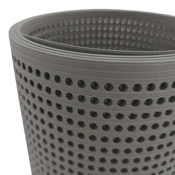 Drainagematte aus Kunststoff mit Löchern