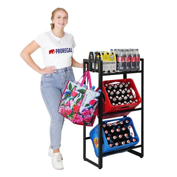 Holzkiste mit Metallgriffen zur Aufbewahrung