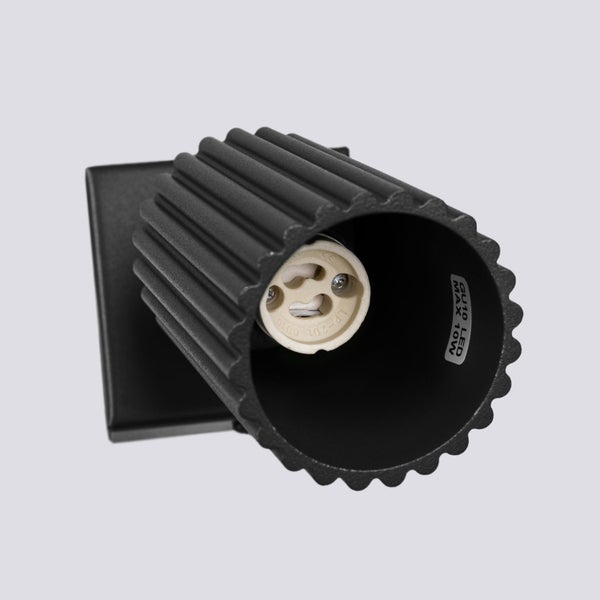 Schwarze Wandleuchte mit GU10 Fassung für LED Leuchtmittel