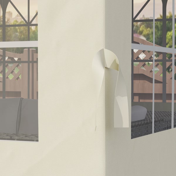 Nahaufnahme einer Wandecke mit strukturierter Oberfläche und einem flexiblen Eckschutzstreifen bei der Anwendung.