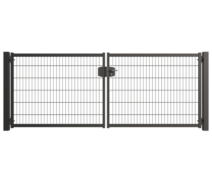 Doppelflügeltor aus Drahtgitter mit Schloss