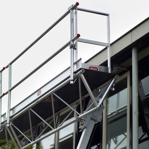 Aluminium Rollgerüst mit Plattform und Seitenschutz