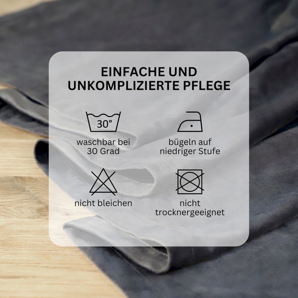 Pflegehinweise: Waschbar bei 30 Grad, bügeln auf niedriger Stufe, nicht bleichen, nicht trocknergeeignet