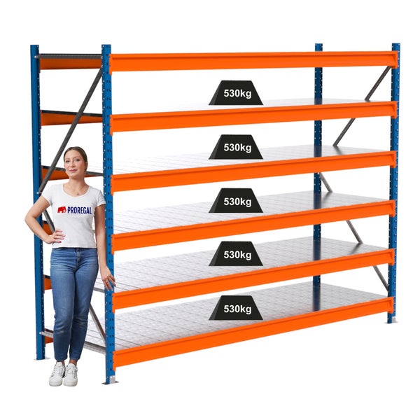 Lagerregal mit fünf Ebenen und einer Traglast von 530 Kilogramm pro Ebene