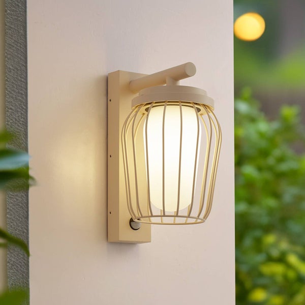 Lucande Wandleuchte außen Chandan mit Bewegungsmelder (spritzwassergeschützt (Modern) in Creme aus Aluminium (1 flammig, E27) - Wandlampe für Außenwand/Hauswand Haus Terrasse und Balkon