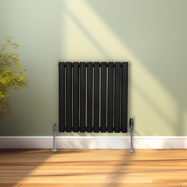Oval Röhrenheizkörper & Chrom Thermostatventile – 600mm x 600mm - Schwarz