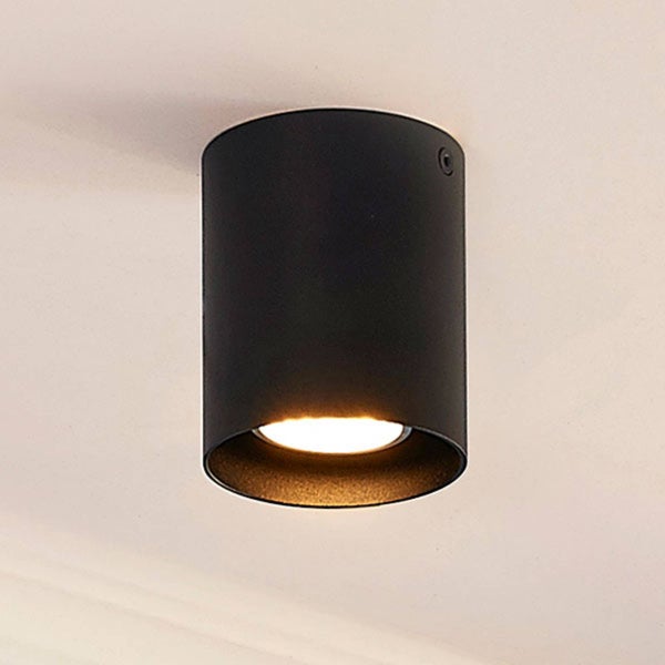 Schließfachschrank mit drei Türen