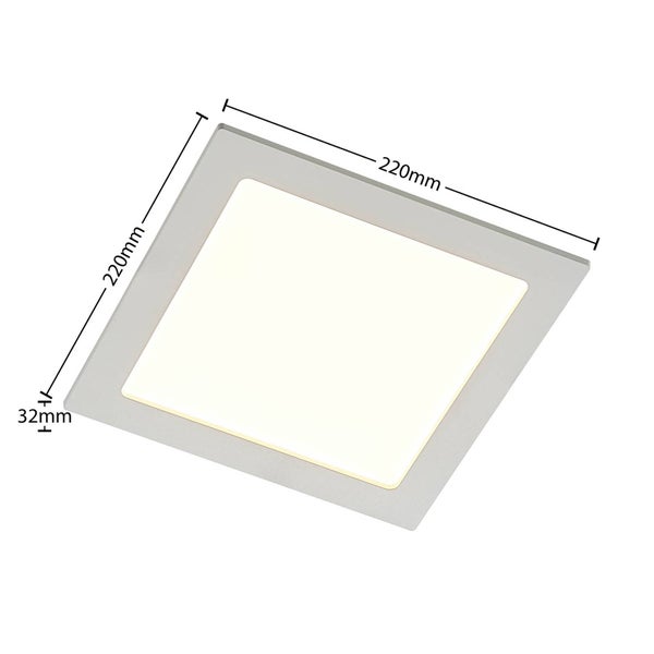 Quadratisches LED-Panel mit den Maßen 220 Millimeter mal 220 Millimeter und einer Höhe von 32 Millimeter.