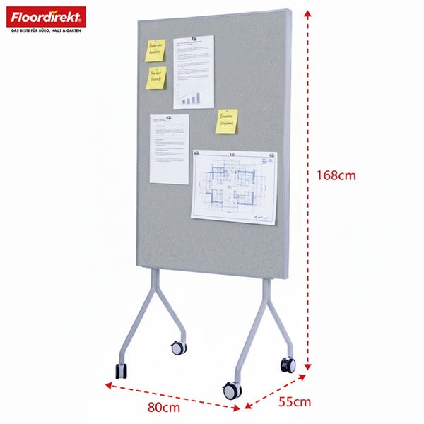 Mobile Pinnwand mit grauem Bezug, 168 cm hoch, 80 cm breit und 55 cm tief.