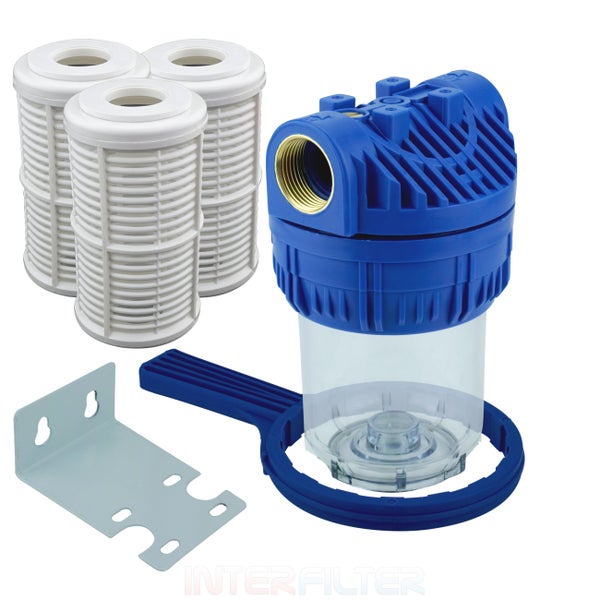 Wasserfilter Set mit Filtergehäuse, drei Ersatzfiltern, Wandhalterung und Montageschlüssel zur Trinkwasseraufbereitung