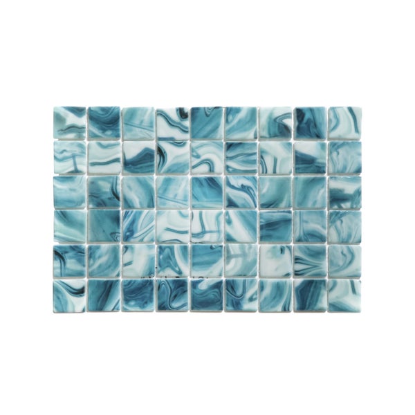 Mosaikfliesen mit Marmoroptik für Wand und Boden