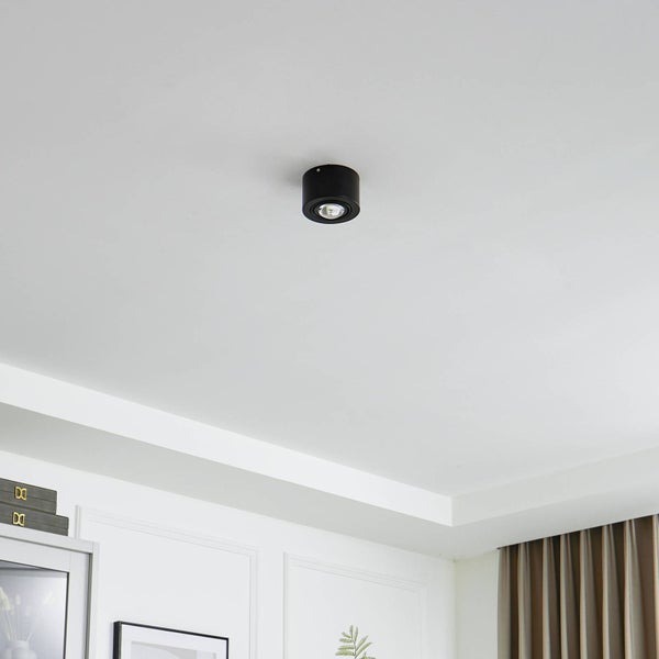 Deckenleuchte im Innenraum