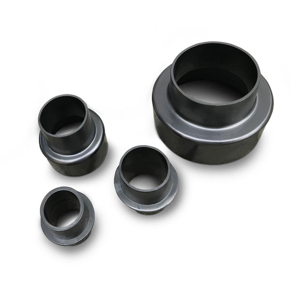 Vier Kunststoff Reduzierstücke unterschiedlicher Größe