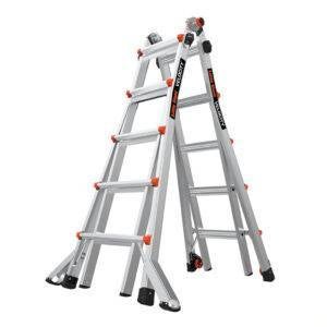 Little Giant Velocity Aluminium Mehrzweckleiter in A-Form aufgestellt