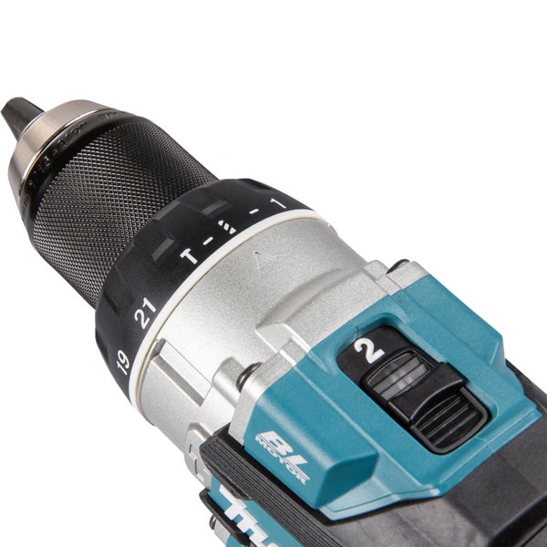 Detailaufnahme einer Bohrmaschine mit einstellbarem Bohrfutter und Geschwindigkeitsregler