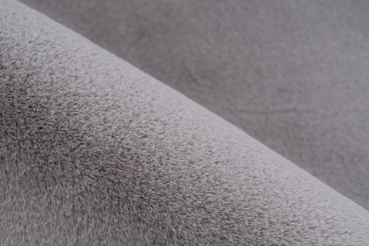 Stoff mit Kunstfelloberfläche und weicher Haptik