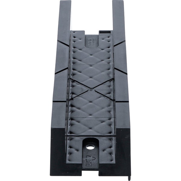 Gehrungslade aus schwarzem Kunststoff mit Führungsschlitzen für präzise Schnitte in verschiedenen Winkeln.