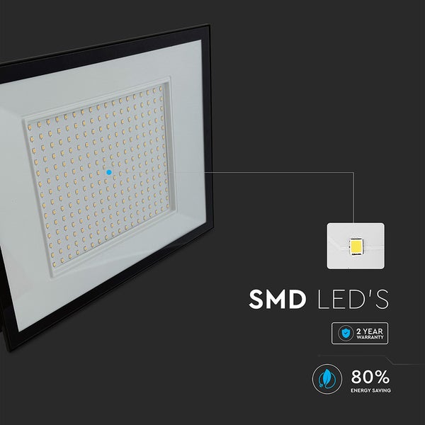 SMD LED Strahler mit 2 Jahren Garantie und 80 Prozent Energieeinsparung