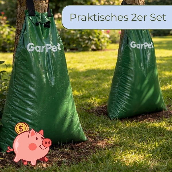 Zwei grüne Bewässerungssäcke zur Baumbewässerung im Garten