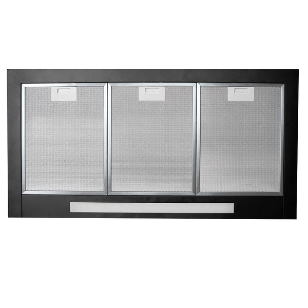 Unteransicht einer Dunstabzugshaube mit drei Metallfettfiltern und einer Lichtleiste im schwarzen Rahmen.