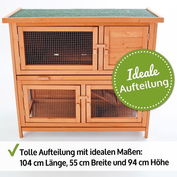 Zweistöckiger Kleintierstall aus Holz, Gittertüren, grünes Dach. Maße 104 Zentimeter Länge, 55 Zentimeter Breite und 94 Zentimeter Höhe.