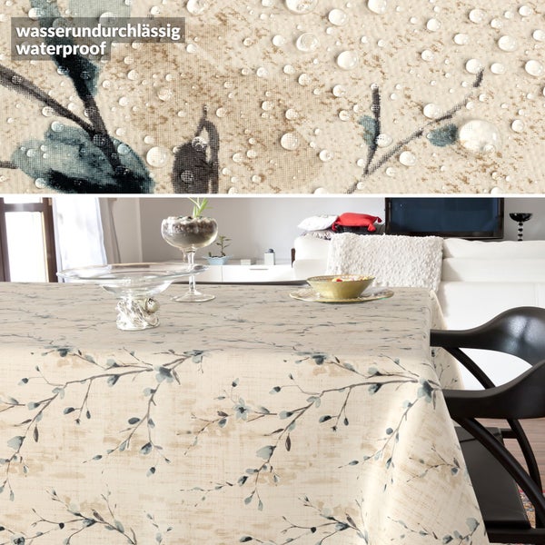 Wasserdichte Tischdecke mit floralem Muster auf einem Esstisch