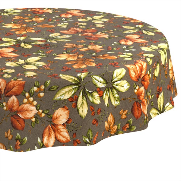 Runde Tischdecke mit herbstlichem Blättermotiv und Beeren.