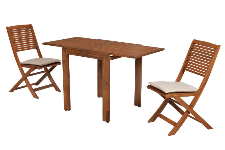 Gartentischgruppe mit zwei Klappstühlen aus Holz mit Sitzkissen