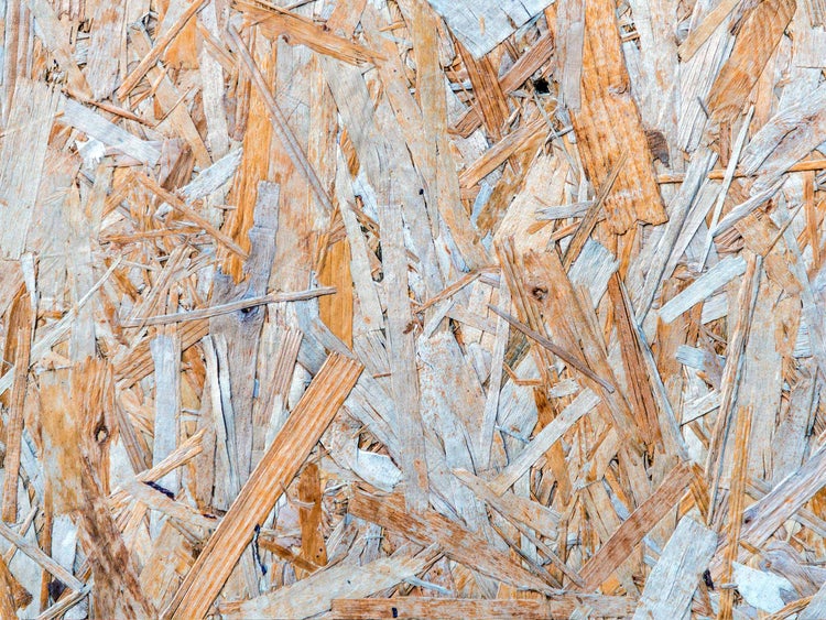 Nahaufnahme einer OSB-Platte.