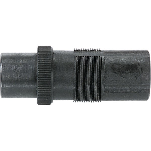 Dekoratives Zimmer mit Gemälde, Schreibtisch, Stuhl und Regal.