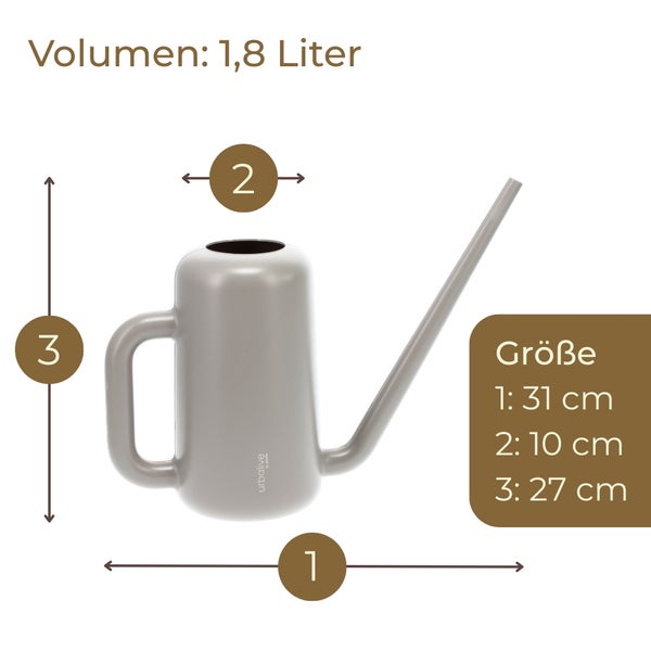 Gießkanne mit Maßangaben: Volumen 1,8 Liter, Breite 31 Zentimeter, Durchmesser 10 Zentimeter, Höhe 27 Zentimeter.