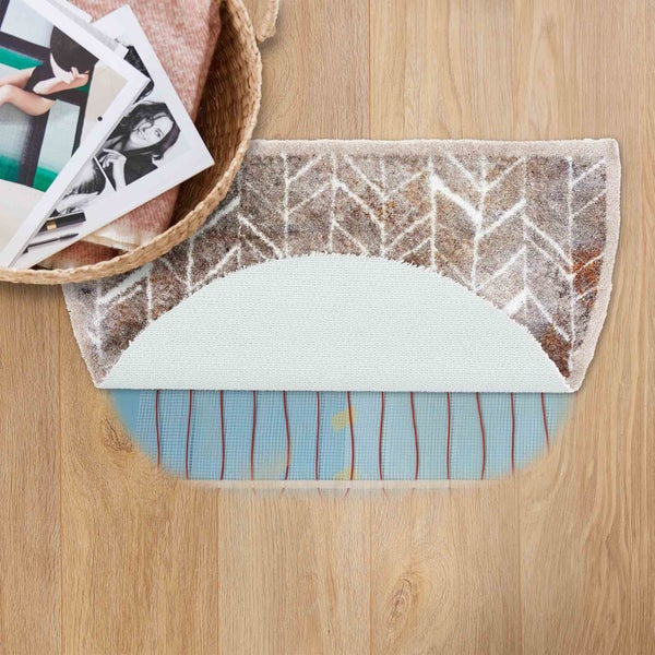 Teppich mit Pfeilmuster und Anti-Rutsch-Unterseite