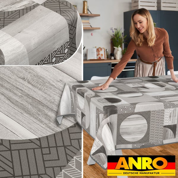 Tischdecke mit geometrischem Muster in einer Küche