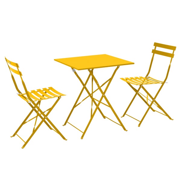 Gelbe Bistro-Garnitur aus Metall, klappbar, bestehend aus einem quadratischen Tisch und zwei Stühlen.